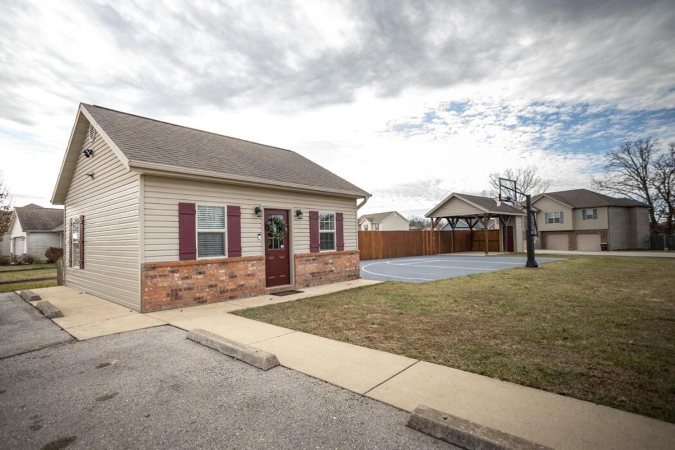 Tiny Home With Hot Tub Near Ft Leonard Wood! Waynesville Exteriér fotografie