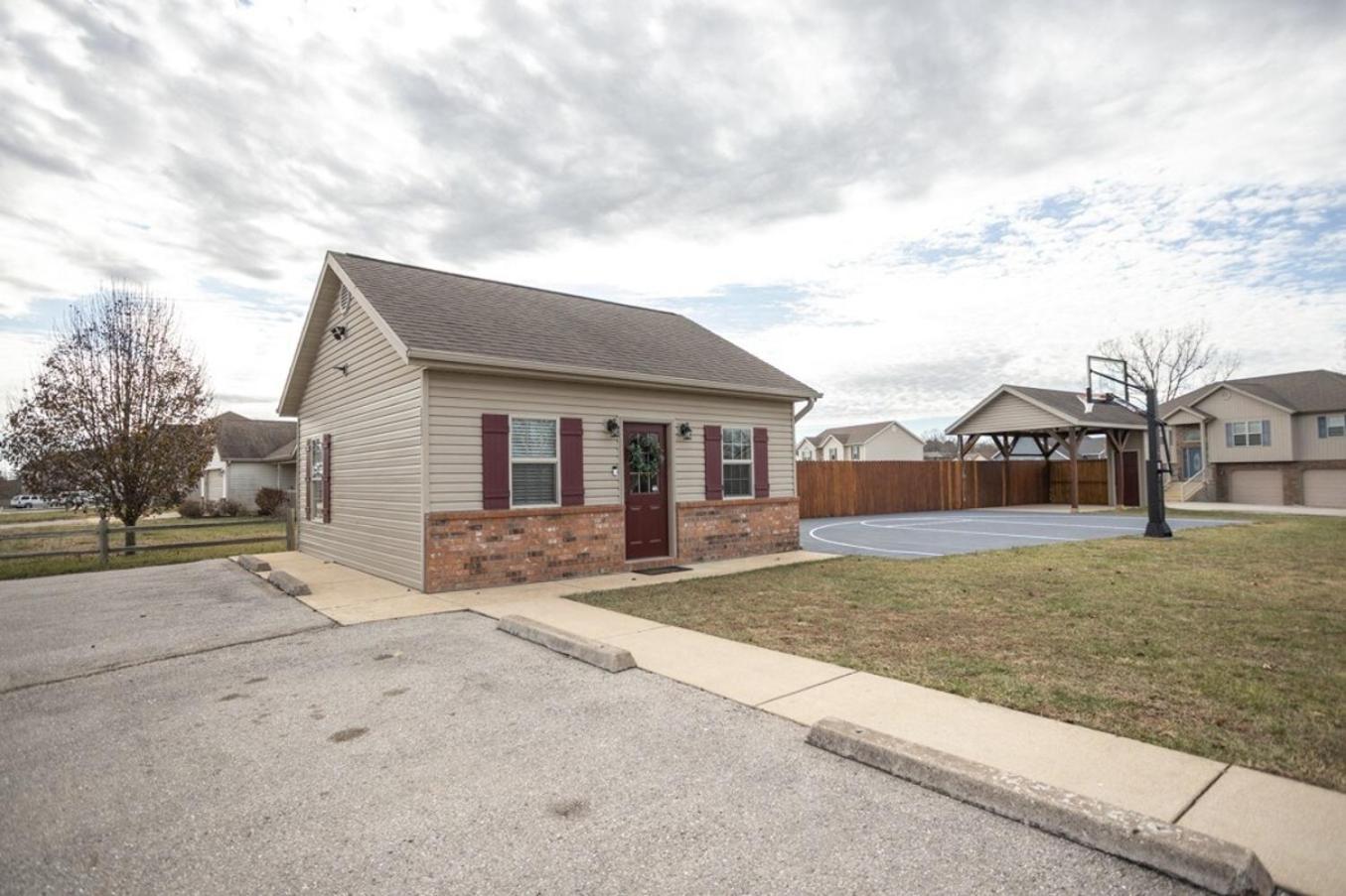 Tiny Home With Hot Tub Near Ft Leonard Wood! Waynesville Exteriér fotografie